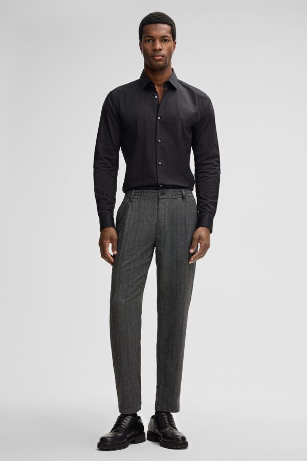 Hose Lui von STRELLSON in Black – Bild 3